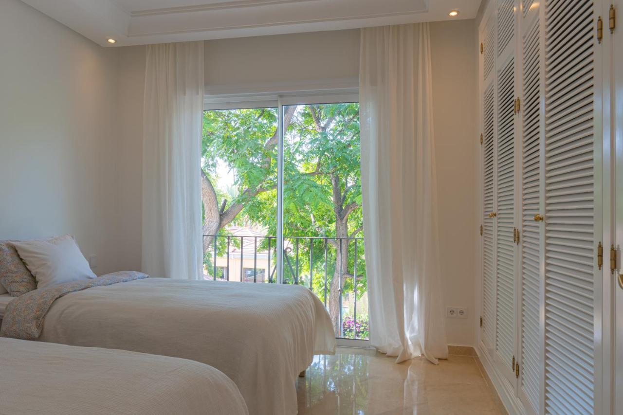 마르베야 Luxurious Penthouse In Ventura Del Mar Puerto Banus 아파트 외부 사진